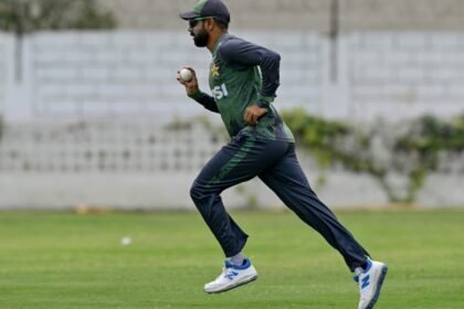 భారతదేశంతో జరిగిన మ్యాచ్‌లో ఎటువంటి ఒత్తిడి లేదు: పాకిస్తాన్ యొక్క హరిస్ రౌఫ్