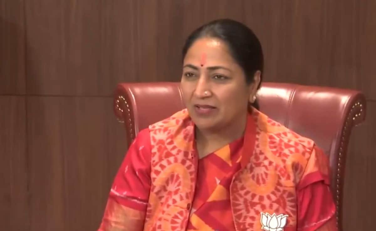 రేఖా గుప్తా రోజు 1 ప్రశ్నలకు ఆప్ స్లామ్ చేస్తుంది