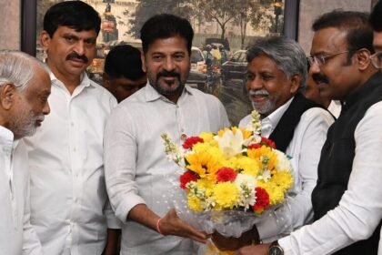 రేవంత్- మాండా కృష్ణ మాడిగా ఎస్సీ వర్గీకరణపై సిఎం రెవాంత్ రెడ్డిని అభినందించారు, తెలంగాణ తెలంగాణ