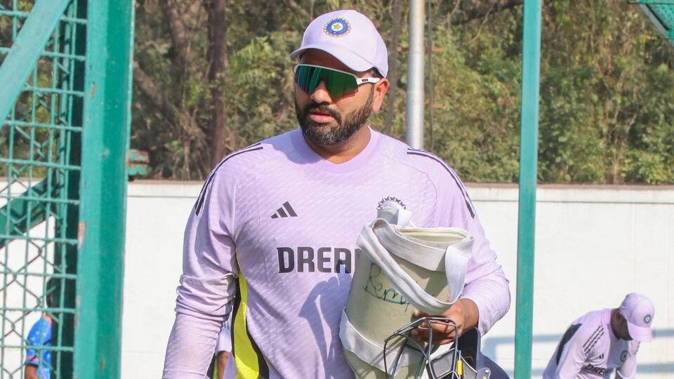రోహిత్ శర్మ: ఛాంపియన్స్ ట్రోఫీ ట్రోఫీ తర్వాత ఫ్యూచరేంటో ఫ్యూచరేంటో చూసుకో ..: రోహిత్కు స్పష్టం స్పష్టం బీసీసీఐ .. కోహ్లికి కోహ్లికి మరింత.
