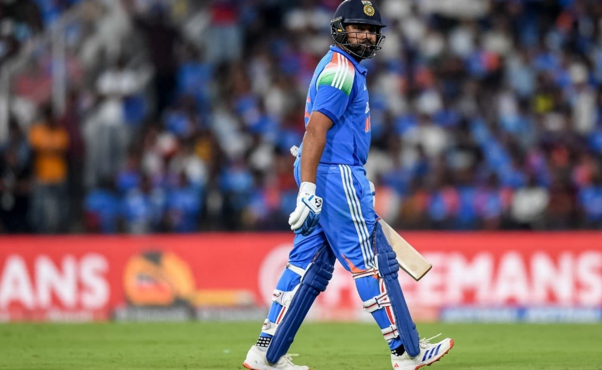 రోహిత్ శర్మ "పదవీ విరమణ చేయాలి": ఇండియా కెప్టెన్ యొక్క 7-బంతి 2 vs ఇంగ్లాండ్ తరువాత, ఇంటర్నెట్ స్ప్యూస్ వెనం