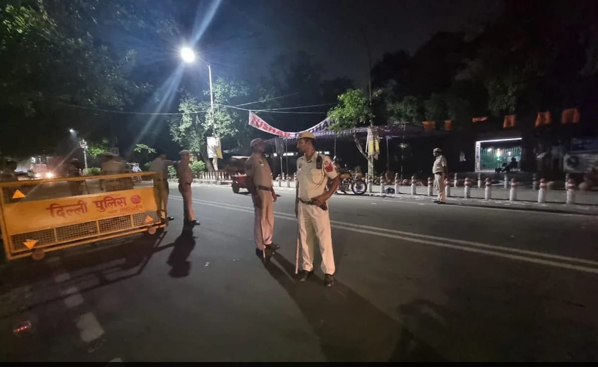 లెక్కింపుకు ముందు భద్రత బిగించింది