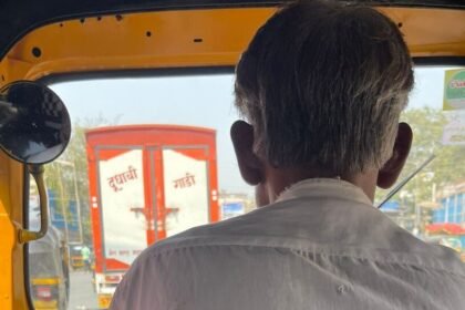 విజయవాడ, విశాఖల్లో విశాఖల్లో ఆటోలకు రైట్ రైట్ రైట్, పర్మిట్లపై పర్మిట్లపై ఆంక్షల ఎత్తివేత ఎత్తివేత .. మరింత పెరుగనున్న ట్రాఫిక్ ట్రాఫిక్ చిక్కులు చిక్కులు- విజయవాడ మరియు విశాఖపట్నంలలో ఆటోలకు సరైన మార్గంలో పరిమితులను ఎత్తడం మరియు అనుమతులు, ఆంధ్ర ప్రదేశ్.