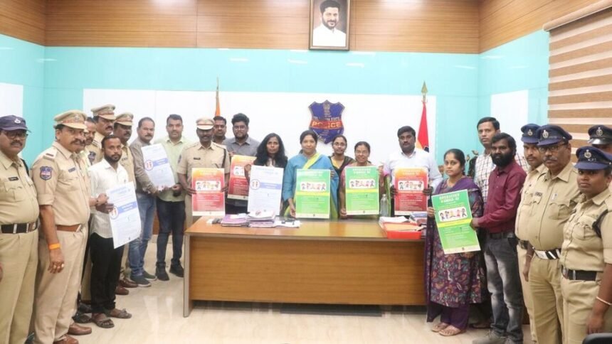 సిద్దిపేటలో ఆపరేషన్ ఆపరేషన్ స్మైల్ .. 83 మంది బాల బాల విముక్తి విముక్తి -83 బాల కార్మికులు సిడ్డిపెట్లో ఆపరేషన్ స్మైల్ లో భాగంగా విముక్తి పొందారు, తెలంగాణ తెలంగాణ