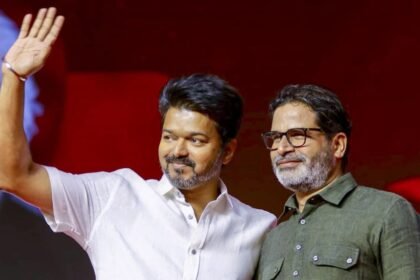 హిందీపై డిఎంకె-సెంటర్ ఘర్షణపై నటుడు విజయ్