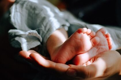 10 వ బిడ్డకు జన్మనిచ్చిన 66 ఏళ్ల- వృద్ధురాలు- ఎలా?