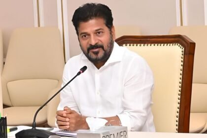 42 శాతం బీసీ రిజర్వేషన్లకు తెలంగాణ క్యాబినెట్ క్యాబినెట్ అమోదం అమోదం ..