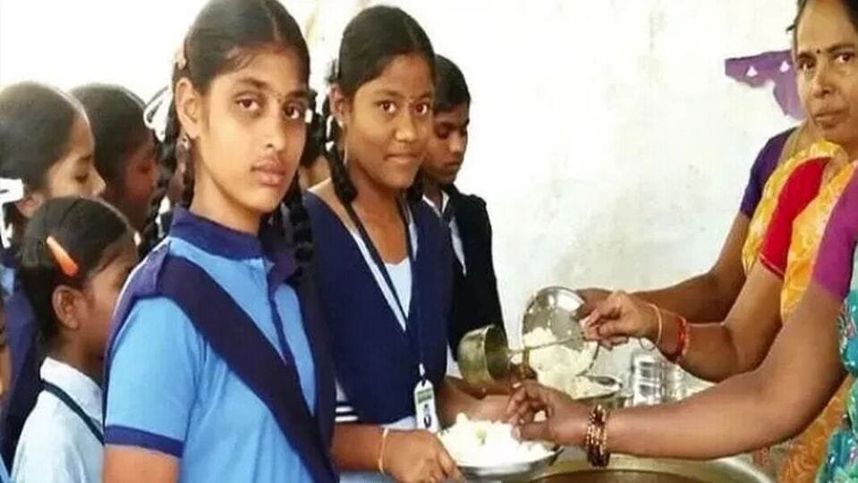AP మధ్యాహ్నం భోజనం: ప్రభుత్వ ప్రభుత్వ పాఠశాల్లో మారిన ప్ర‌కార‌మే మధ్యాహ్న మధ్యాహ్న భోజనం .. అధికారుల‌కు అధికారుల‌కు అధికారుల‌కు అధికారుల‌కు అధికారుల‌కు