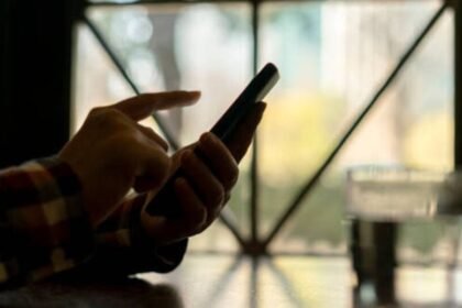 MLA కు నగ్న వీడియో కాల్: కాంగ్రెస్ ఎమ్మెల్యేకు న్యూడ్ వీడియో కాల్ కాల్ - స్క్రీన్ రికార్డింగ్ చేసి బెదిరింపులు ..!