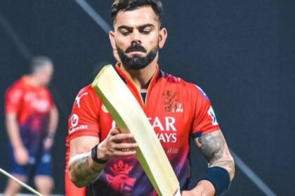 RCB యువకుడు స్వస్తిక్ చికారా విరాట్ కోహ్లీ యొక్క పెర్ఫ్యూమ్ 'అడగకుండా' ఉపయోగిస్తాడు. బ్యాటింగ్ గ్రేట్ అతనికి ఈ విషయం చెబుతుంది