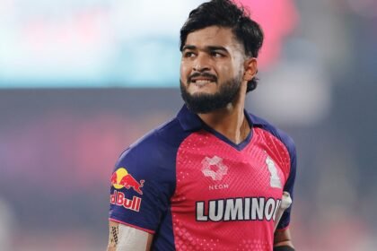 RR vs CSK ఐపిఎల్ 2025 ఆట కంటే 3 వ స్థానంలో ఉన్న రియాన్ పారాగ్‌ను ప్రోత్సహించడంలో రాహుల్ ద్రవిడ్ తెరుచుకుంటుంది