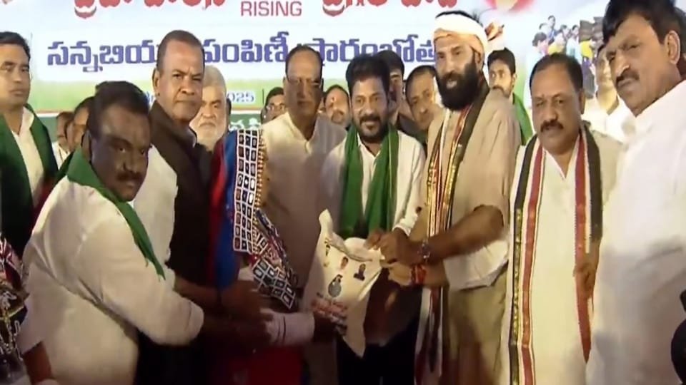 Tg సన్నా బియామ్ పంపిణీ: శ్రీమంతులు శ్రీమంతులు తినే పేదలు తినే రోజులు రోజులు- సీఎం రేవంత్ రేవంత్ రేవంత్