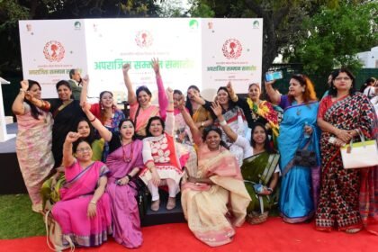 అంతర్జాతీయ మహిళా దినోత్సవం సందర్భంగా, కిసాన్ ట్రస్ట్ 1 వ 'అపరాజిత సామ్మన్ సమరోహ్' ను జరుపుకుంటుంది