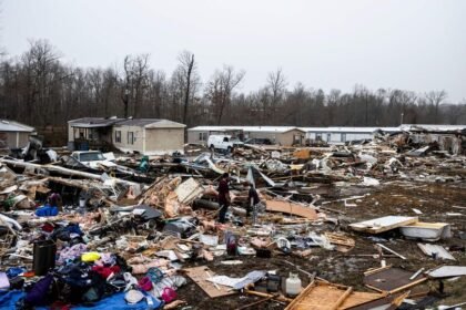 అమెరికాలో టోర్నడోల టోర్నడోల .. పలు పలు రాష్ట్రాల్లో రాష్ట్రాల్లో .. వైరల్ వైరల్ వైరల్ వైరల్