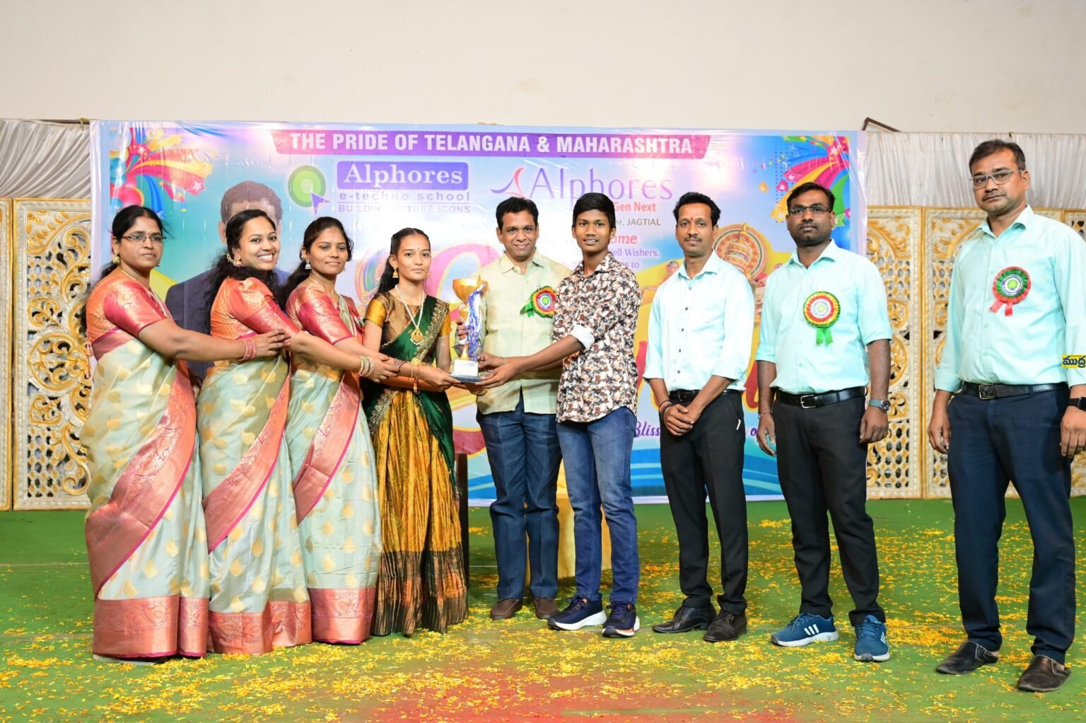 ఆకట్టుకున్న అల్పోర్స్ పాఠశాలల వార్షికోత్సవ వార్షికోత్సవ
