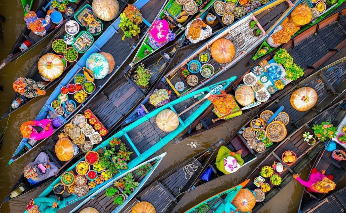 ఆసియా యొక్క అత్యంత మాయా ఫ్లోటింగ్ మార్కెట్లలో 7