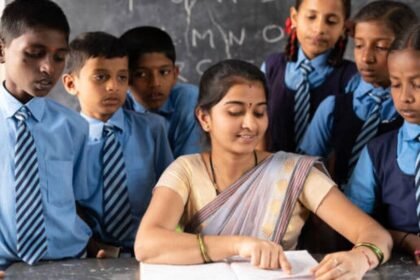 ఇతర దేశాలకు దేశాలకు తెలంగాణ ఉపాధ్యాయులు .. ప్రభుత్వం ప్రభుత్వం కీలక కీలక కీలక నిర్ణయం!-విద్యావ్యవస్థ అభివృద్ధి కోసం తెలంగాణ ఉపాధ్యాయులను ఇతర దేశాలకు పంపే అవకాశం, తెలంగాణ తెలంగాణ