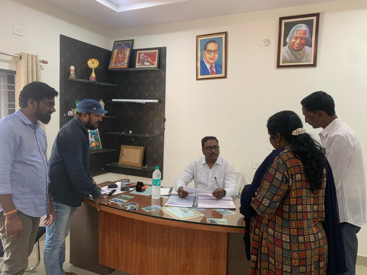 ఎల్‌ఆర్‌ఎస్‌ దరఖాస్తుల ప్రక్రియ త్వరగా పూర్తి చేయాలి