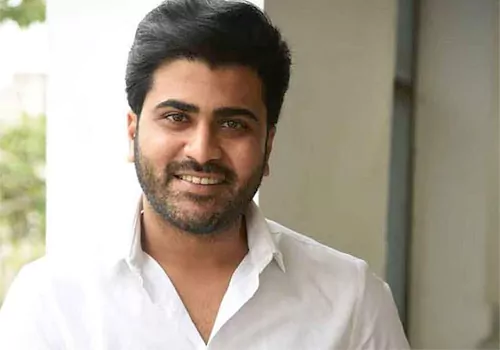 ఏంటయ్యా ఈ రికార్డు శర్వానంద్..ఇచ్చి పడేసావు పడేసావు అందరకి