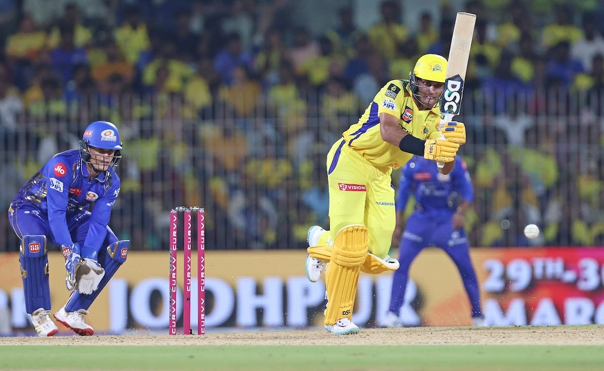ఐపిఎల్ 2025: రాచిన్ రవీంద్ర, రుటురాజ్ గైక్వాడ్ యాభైలు సిఎస్‌కెను మిఐపై నాలుగు వికెట్ల విజయానికి తీసుకువెళతారు