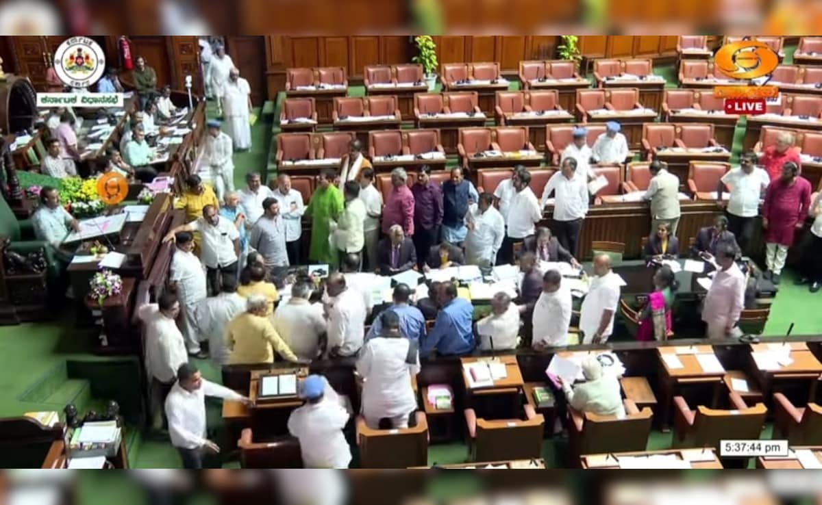 కాంగ్రెస్ కార్మికులకు హామీ ప్యానెల్ పోస్ట్, బిజెపి యొక్క "పన్ను చెల్లింపుదారుల డబ్బు" ఛార్జ్