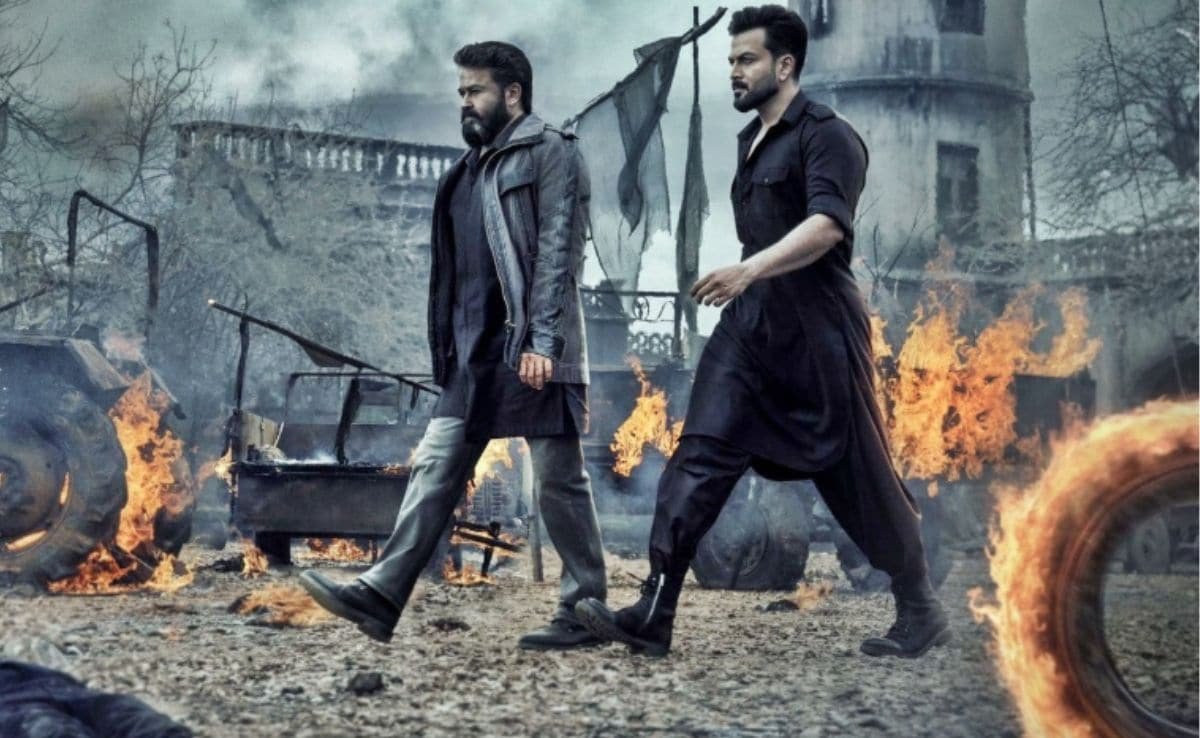 గుజరాత్ అల్లర్ల సూచనలు స్పార్క్ వరుస తరువాత ఎల్ 2 ఎంప్యూరాన్లో 17 కోతలు ప్రణాళిక చేయబడ్డాయి