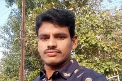 గుర్తుతెలియని వాహనం ఢీకొని వ్యక్తి వ్యక్తి