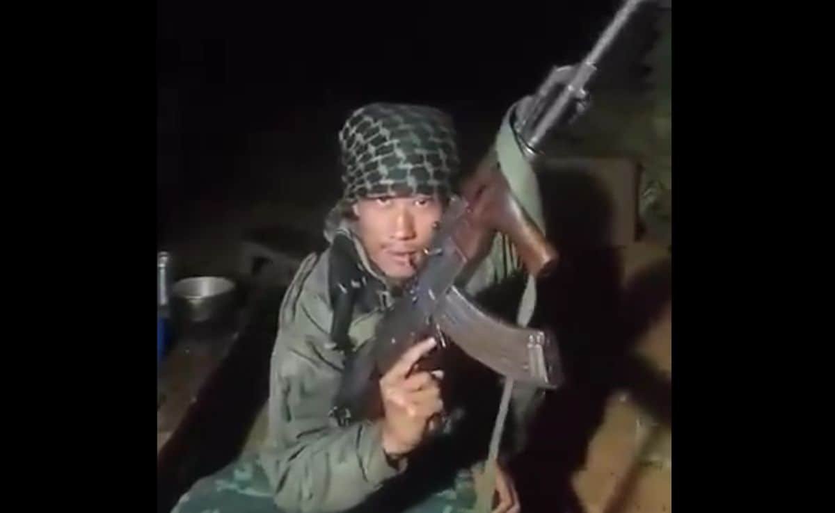 జాతీయ దర్యాప్తు ఏజెన్సీని సవాలు చేసిన మణిపూర్ యూట్యూబర్ నిరసనల సమయంలో "తిరిగి వెళ్ళమని" కేంద్ర దళాలకు చెబుతుంది