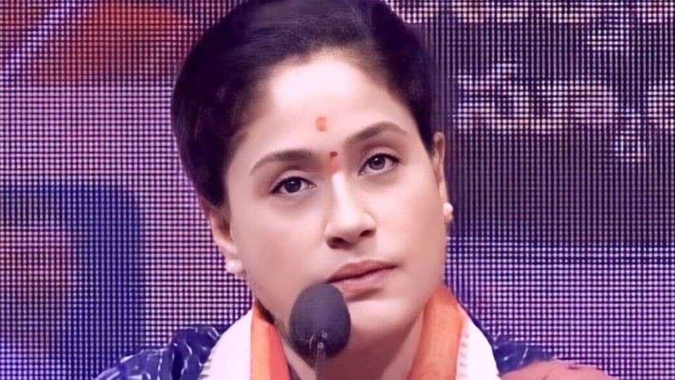 తెలంగాణ కాంగ్రెస్: ఎమ్మెల్సీ అభ్యర్థిగా అభ్యర్థిగా విజయశాంతి ...! తెర వెనక ఏం జరిగింది ...?