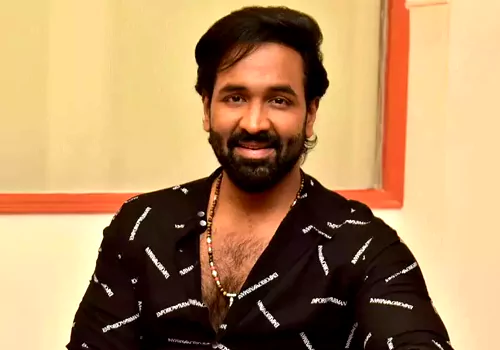 త్వరలోనే పవన్‌కళ్యాణ్‌గారిని కలిసి ఆ విషయం డిస్కస్‌ డిస్కస్‌!