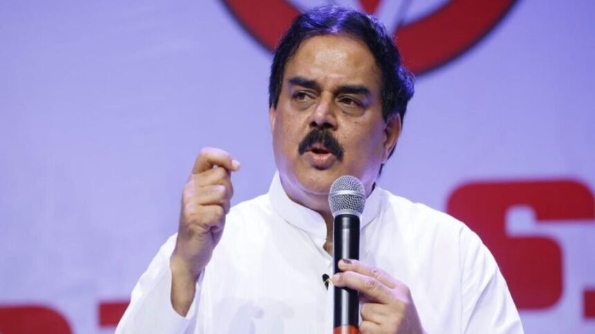 పవన్ పై వ్యక్తిగత వ్యక్తిగత చేస్తే చేస్తే సహించబోం సహించబోం సహించబోం, జైలులో ఒకరు లబోదిబోమంటున్నారు- మంత్రి నాదెండ్ల నాదెండ్ల- మంత్రి నాడెండ్లా మనోహర్, పవన్ కళ్యాణ్ పై వ్యక్తిగత దాడులను మేము సహించలేమని చెప్పారు, ఆంధ్ర.