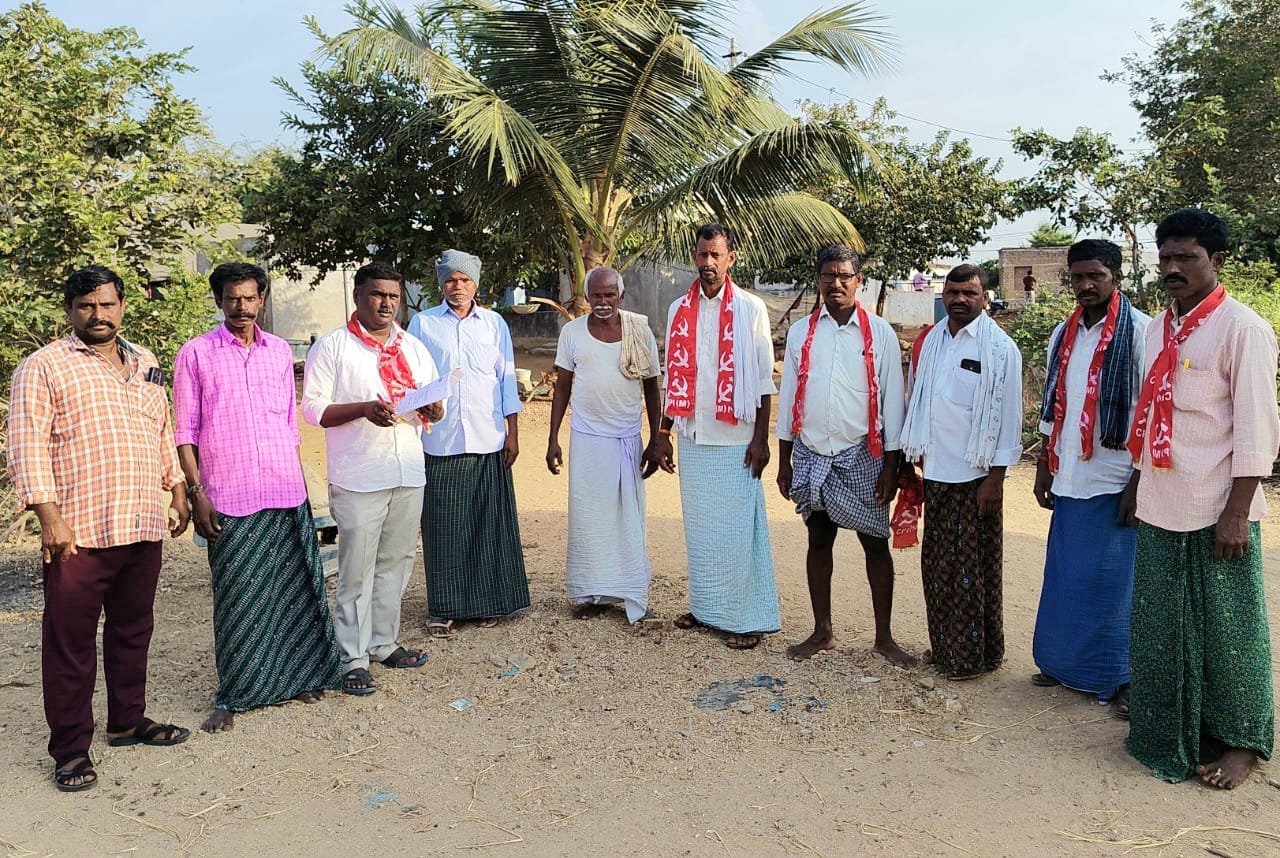 ప్రజలకు ఇచ్చిన హామీలను అమలు అమలు