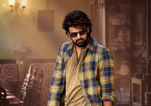 ప్రభాస్ సంచలన నిర్ణయం .. ఆ డైరెక్టర్ తో రెండో రెండో!
