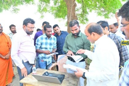 ప్రభుత్వ స్థలాలు ఆక్రమణకు గురి కాకుండా పకడ్బందీగా చర్యలు చర్యలు