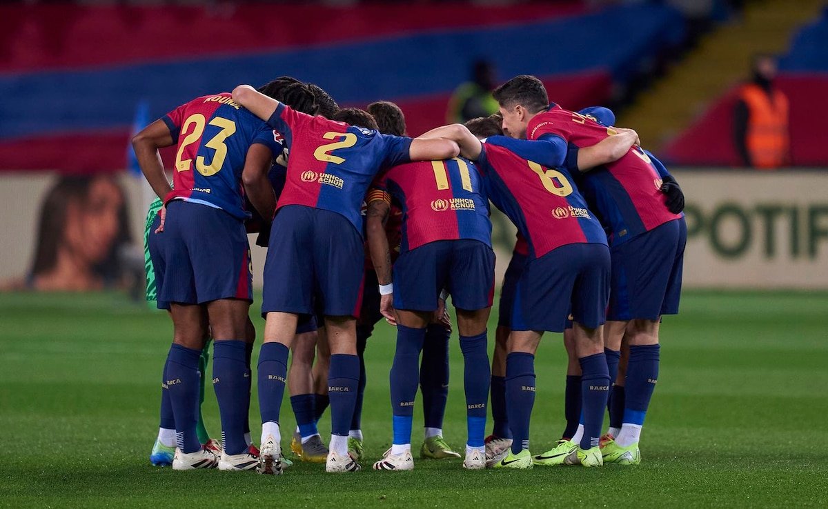 బార్సిలోనా vs ఒసాసునా లా లిగా మ్యాచ్ కిక్-ఆఫ్‌కు 20 నిమిషాల ముందు నిలిపివేసింది. ఇది కారణం