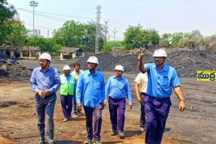 బొగ్గు రవాణాలో అంతరాయం ఏర్పడకుండా చూడాలి చూడాలి: సింగరేణి జీఎం బి.వెంకటయ్య
