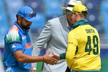 భారతదేశం యొక్క అవాంఛిత రికార్డు స్పార్క్స్ పోటి ఫెస్ట్. ఇంటర్నెట్ "రోహిత్ శర్మ ..."