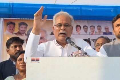 మాజీ ఛత్తీస్‌గ h ్ ముఖ్యమంత్రి భుపేష్ బాగెల్ హౌస్ దర్యాప్తు ఏజెన్సీపై దాడి చేశారు