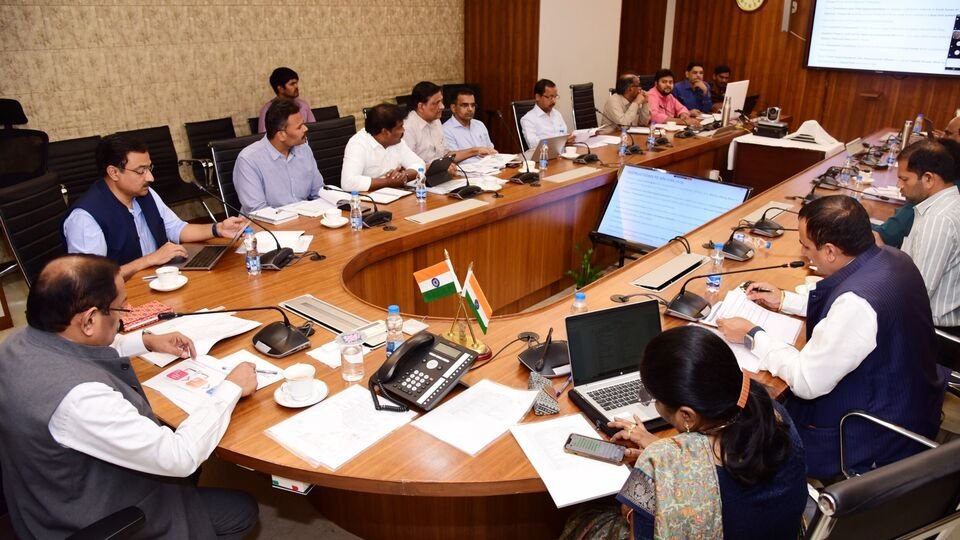 మార్చి 17 నుంచి నుంచి 1 వరకు ఏపీలో పదో పదో తరగతి పరీక్షలు పరీక్షలు, కలెక్టర్లతో CS సమీక్ష- ఆంధ్రప్రదేశ్ SSC పరీక్షలు మార్చి 17 నుండి ఏప్రిల్ 1 వరకు కలెక్టర్లతో సమీక్ష