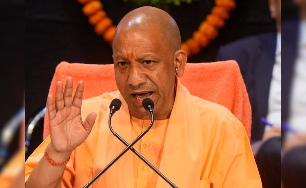 యుపిలో మైనారిటీలపై యోగి ఆదిత్యనాథ్