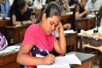 రేపు పదోతరగతి సోషల్ పరీక్ష యథాతథం యథాతథం, ఎలాంటి ఎలాంటి వద్దు- పాఠశాల- విద్యాశాఖ- ap ssc సోషల్ స్టడీస్ పరీక్ష 2025 వాయిదా విద్య విభాగం ఏవీ నిర్ధారించలేదు, కెరీర్ న్యూస్