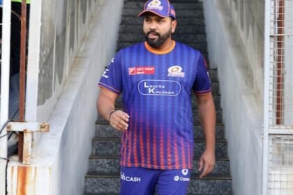 రోహిత్ శర్మ ఐపిఎల్ 2025 లో ముంబై ఇండియన్స్ 1 వ ఎక్స్ఐ వర్సెస్ కెకెఆర్ ఆడుతున్న 1 వ స్థానంలో లేదు. ఇక్కడ కారణం ఇక్కడ ఉంది