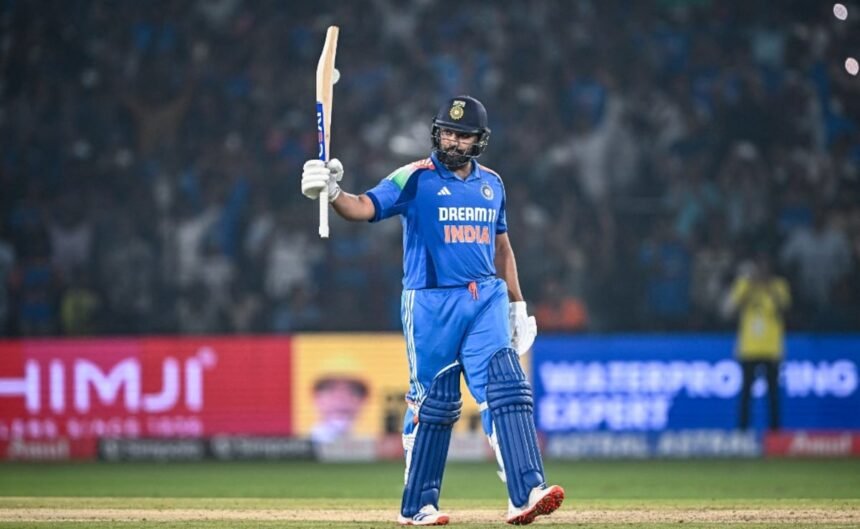 రోహిత్ శర్మ కెప్టెన్సీలో ఇబ్బందుల్లో ఉన్నారా? నివేదిక పేలుడు 'కఠినమైన చర్చలు' దావాను చేస్తుంది