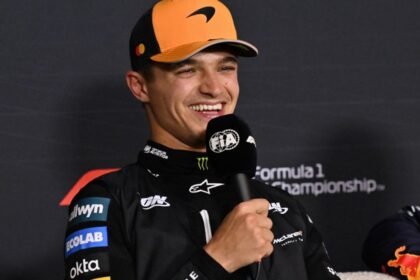 లాండో నోరిస్ ఎడ్జెస్ ఆస్కార్ పియాస్ట్రి పోల్ కోసం మెక్లారెన్ లాక్ అవుట్ మెల్బోర్న్ ఫ్రంట్ రో