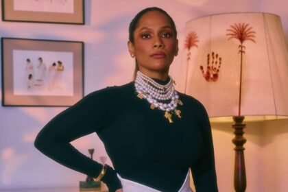 వేడిని కొట్టడానికి మసాబా గుప్తా రహస్యం? ఈ కూయింగ్ రసం యొక్క ఒక గ్లాసు