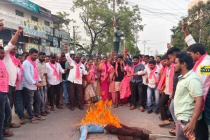 సస్పెన్షన్ తో తో జగదీష్ రెడ్డి రెడ్డి గొంతు నొక్కిన నాలుగు కోట్ల ప్రజల గొంతు గొంతు గొంతు