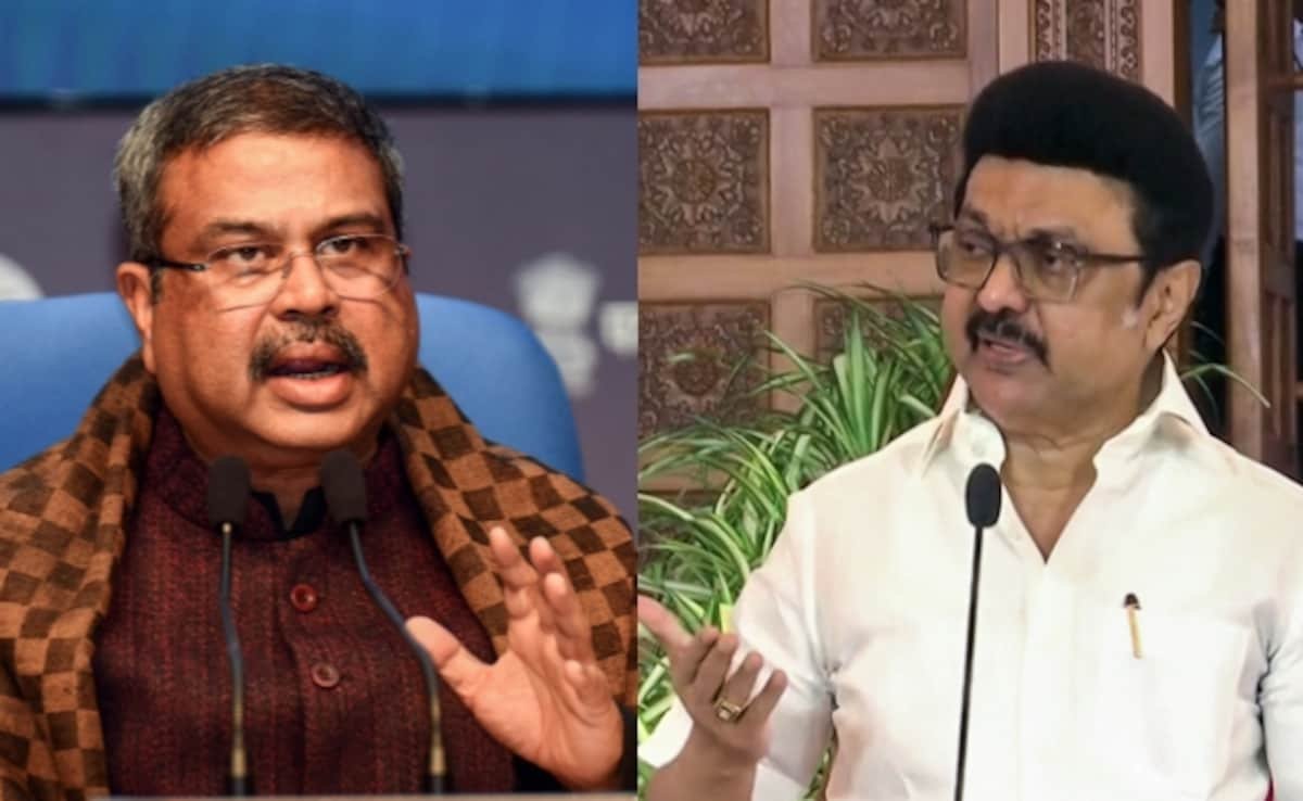 సెంటర్, తమిళనాడు యొక్క 'హిందీ విధి' యుద్ధం