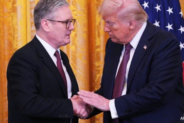 స్టార్మర్, ట్రంప్ వాణిజ్య ఒప్పందం 'పురోగతి' గురించి చర్చిస్తారు: డౌనింగ్ స్ట్రీట్