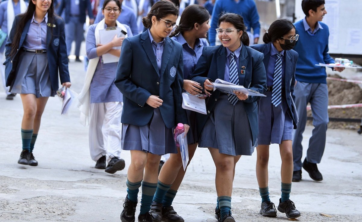 CBSE 10,12 తరగతులకు సిలబస్‌లో పెద్ద మార్పులను పరిచయం చేస్తుంది, వివరాలను తనిఖీ చేయండి