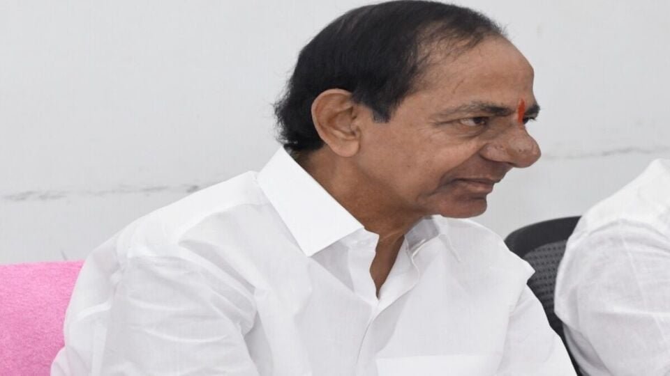 KCR: హెచ్సీయూ వివాదంపై కాంగ్రెస్ వైఖరి సరికాదు సరికాదు, రాష్ట్ర రాష్ట్ర దిగజార్చారు - కేసీఆర్ కేసీఆర్